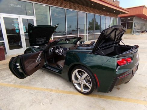 Used 2014 Chevrolet Corvette Stingray Convertible w/ 3LT Preferred Equipment Group RWD image 13