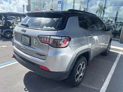 Used 2022 Jeep Compass Trailhawk w/ Trailhawk Convenience Group AWD/4WD image 6