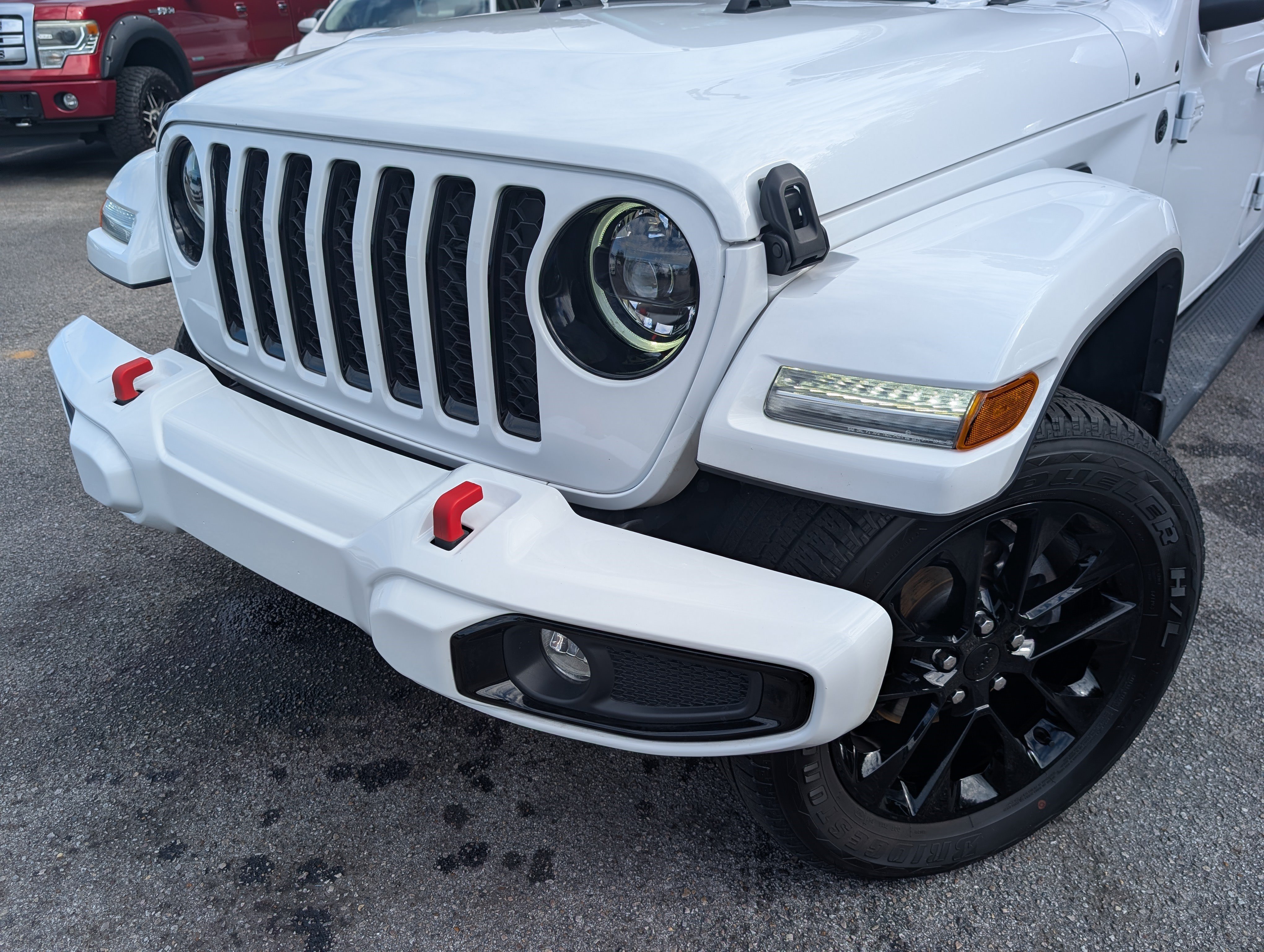 Used 2023 Jeep Gladiator Overland AWD/4WD image 13