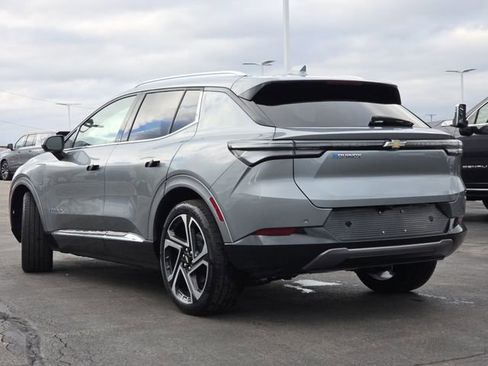 Used 2024 Chevrolet Equinox EV LT image 20