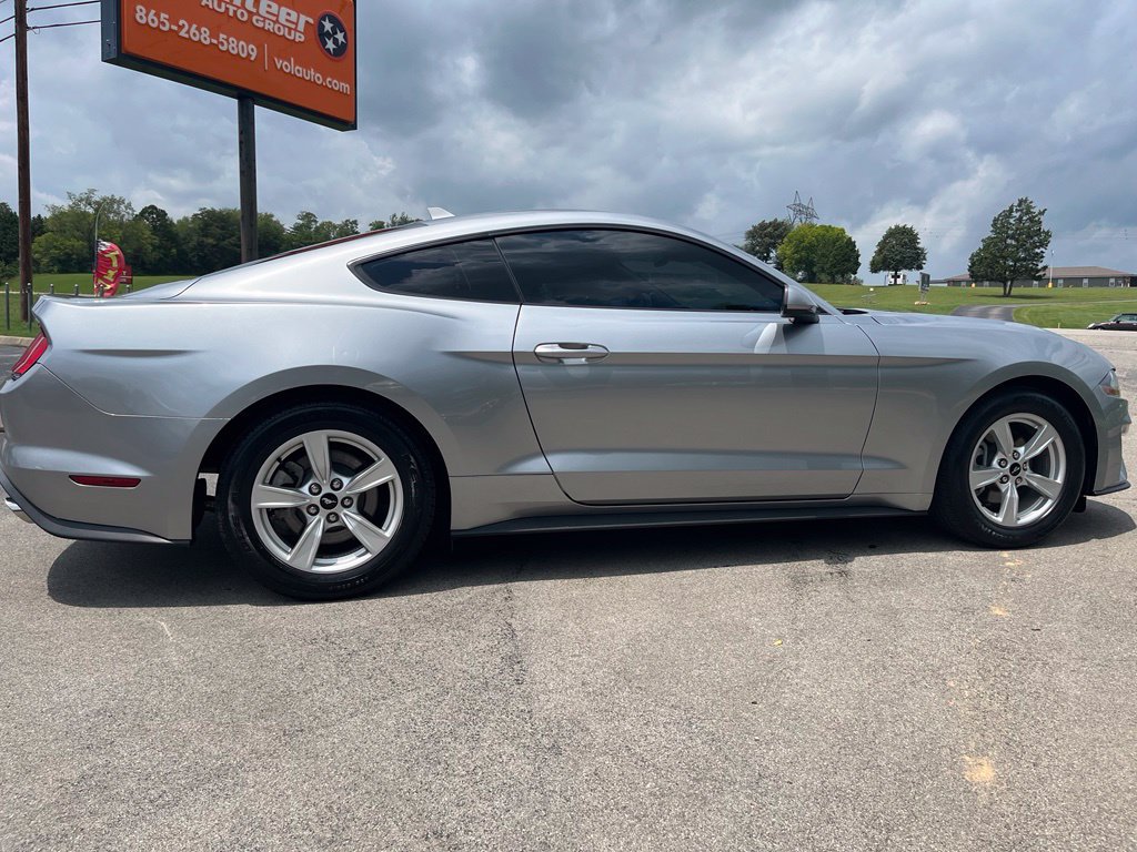 Used 2021 Ford Mustang Coupe RWD image 11
