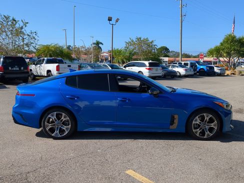 Used 2021 Kia Stinger GT-Line w/ Sun & Sound Package image 5