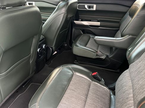Certified 2022 Ford Explorer Timberline image 11