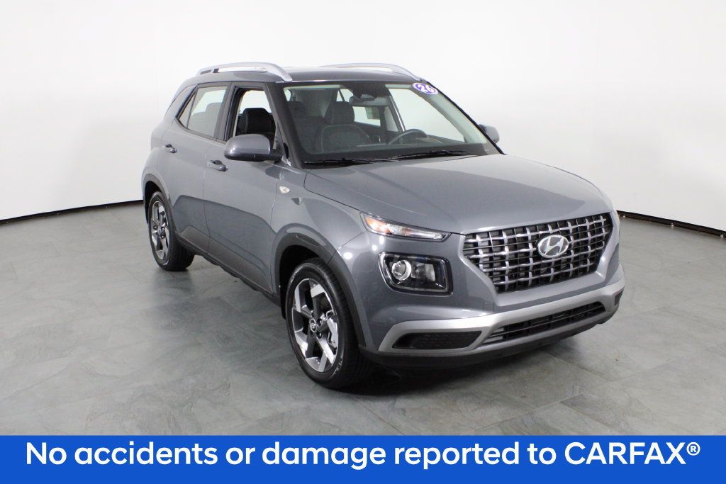 Certified 2026 Hyundai Venue SEL FWD image 5