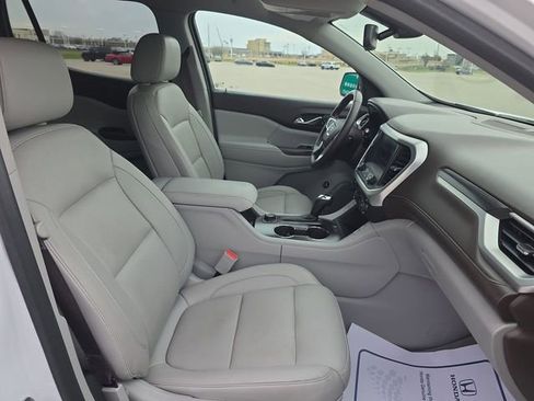 Used 2018 GMC Acadia SLT image 32