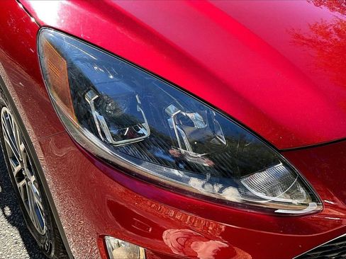 Used 2020 Ford Escape SEL image 29