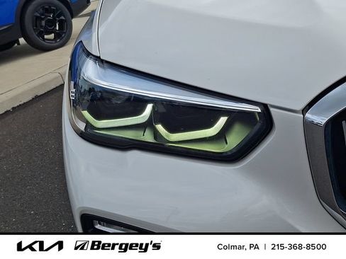 Used 2021 BMW X5 xDrive40i w/ Convenience Package AWD/4WD image 11