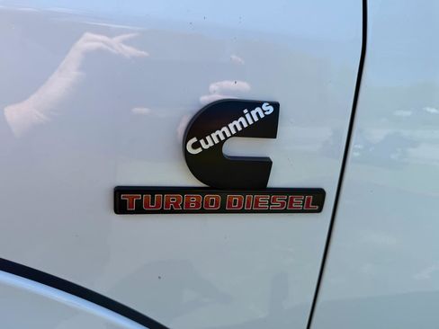Used 2020 RAM 2500 Big Horn w/ Night Edition AWD/4WD image 12