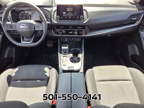 Used 2026 Nissan Rogue SV FWD image 14