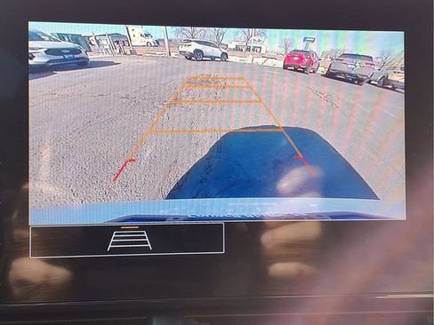 Used 2025 Chevrolet Trax RS w/ Driver Confidence Package image 15