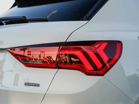 New 2025 Audi Q3 2.0T Premium Plus image 9