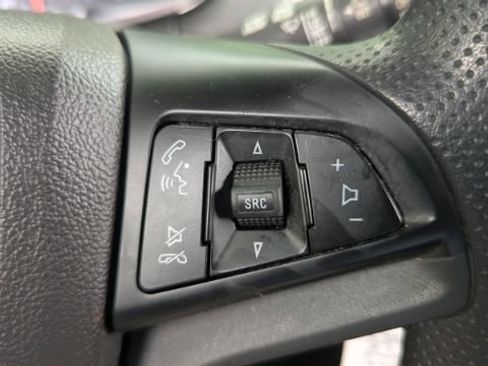 Used 2020 Chevrolet Trax LS FWD image 23