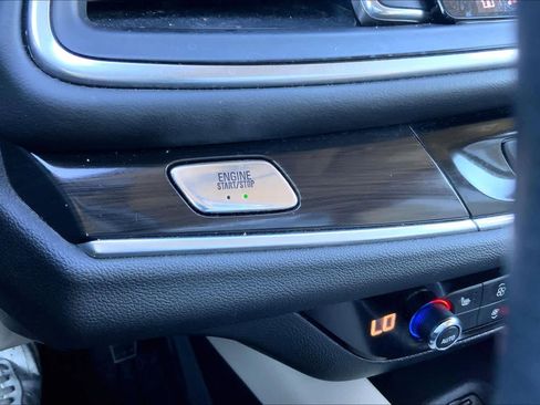 Used 2020 Buick Enclave Essence w/ Sound and Sites Package image 34