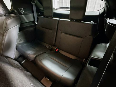 Used 2024 Mitsubishi Outlander SE image 28