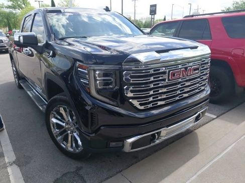 Used 2025 GMC Sierra 1500 Denali image 1