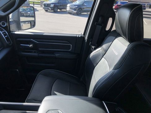 Used 2024 RAM 2500 Laramie w/ Night Edition image 23