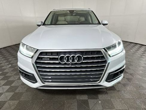 Used 2019 Audi Q7 3.0T Prestige w/ Prestige Package AWD/4WD image 7