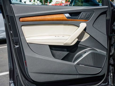 Used 2023 Audi Q5 Premium Plus w/ Premium Plus Package image 19