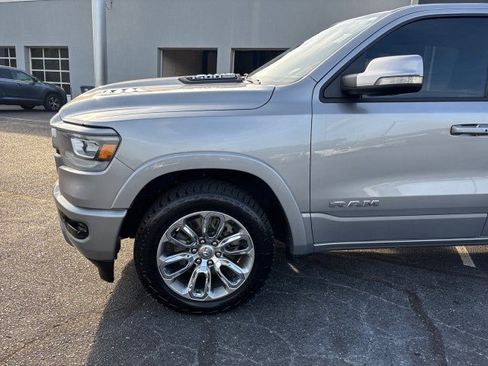 Used 2022 RAM 1500 Laramie AWD/4WD image 7