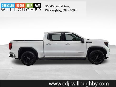 Used 2023 GMC Sierra 1500 Elevation AWD/4WD image 4