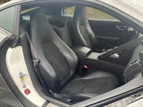 Used 2017 Jaguar F-TYPE S image 7