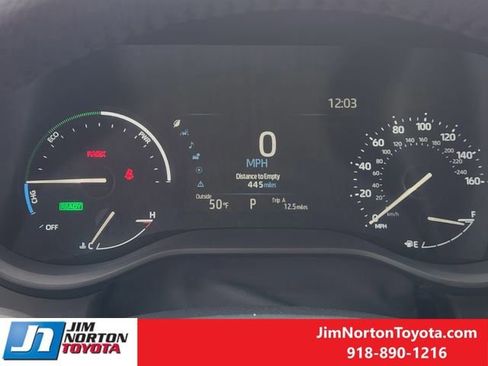 New 2026 Toyota Sienna XLE FWD image 13