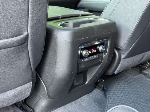 Used 2025 GMC Yukon XL Denali AWD/4WD image 55