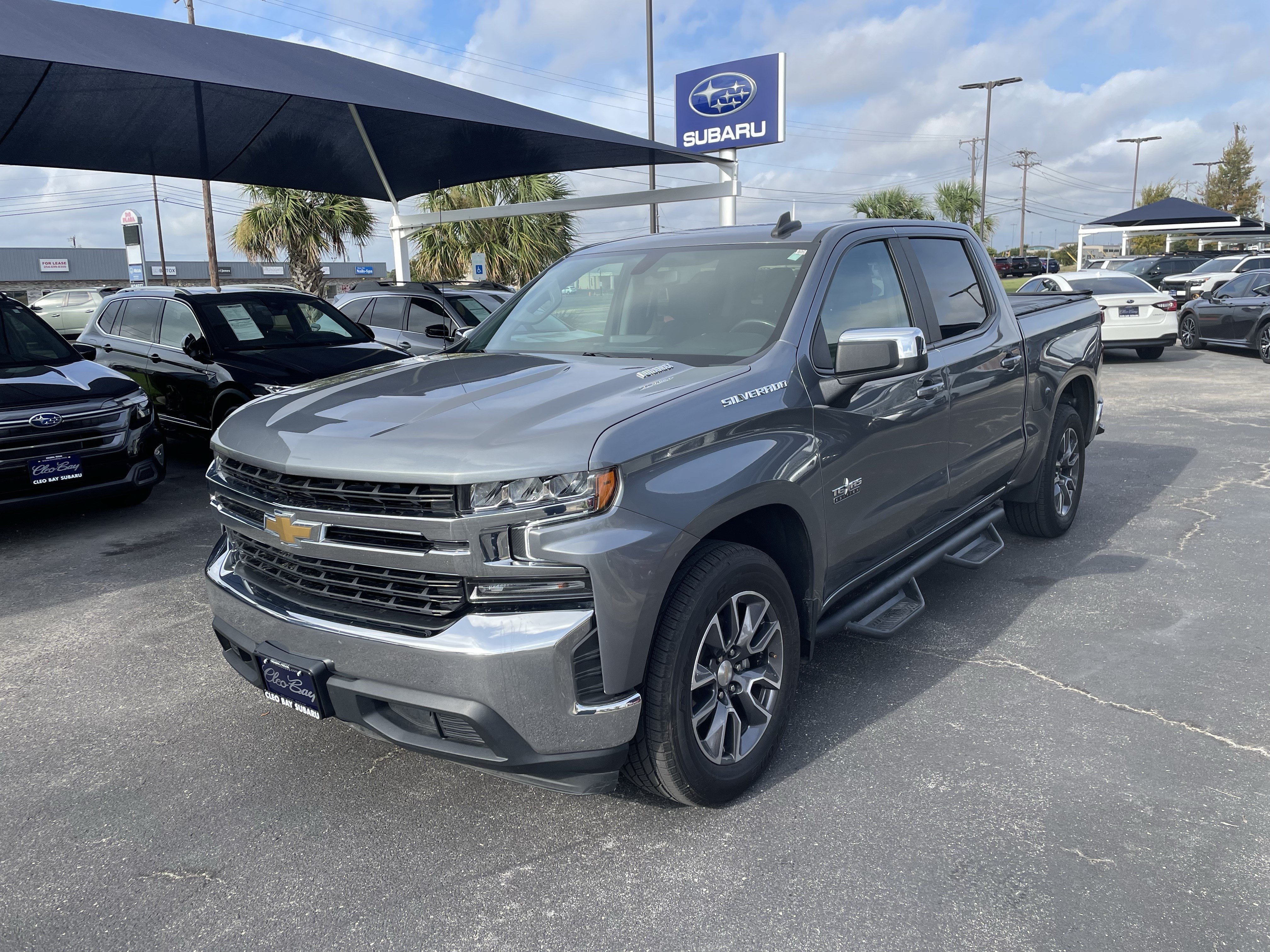 Used 2021 Chevrolet Silverado 1500 LT w/ Texas Edition Plus RWD image 3