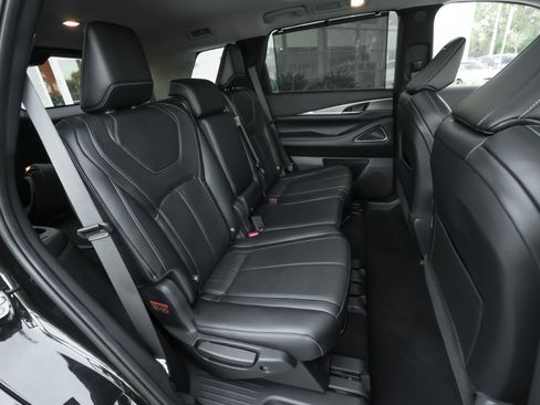 Used 2023 INFINITI QX60 Luxe w/ Vision Package image 34