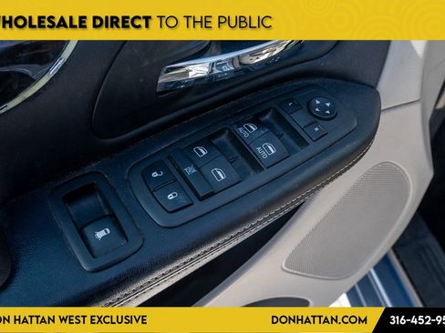 Used 2012 Chrysler Town & Country Touring-L w/ Entertainment Group #2 image 13