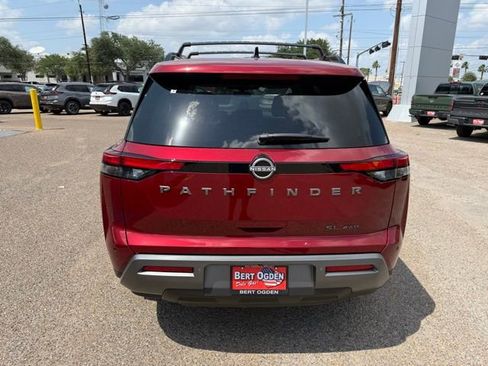 New 2026 Nissan Pathfinder SL AWD/4WD image 6