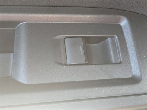 Certified 2025 Toyota Tacoma SR5 image 25