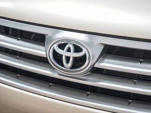 Used 2013 Toyota Highlander SE image 8