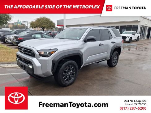 Used 2025 Toyota 4Runner SR5 image 1