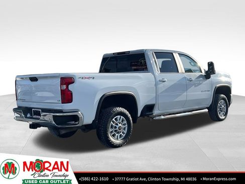 Used 2021 Chevrolet Silverado 2500 LT w/ Convenience Package image 6
