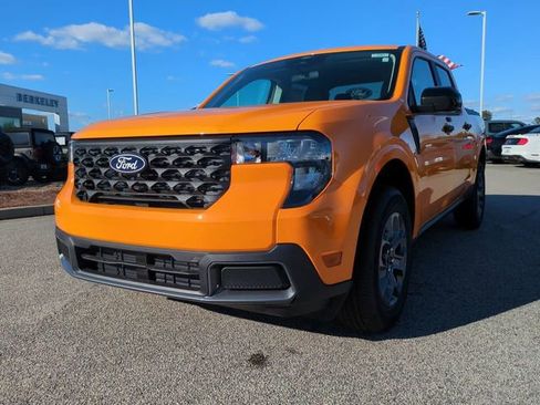 New 2026 Ford Maverick XLT w/ XLT Luxury Package image 8