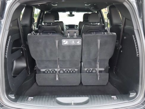 Used 2019 Chrysler Pacifica Touring-L w/ S Appearance Package FWD image 11