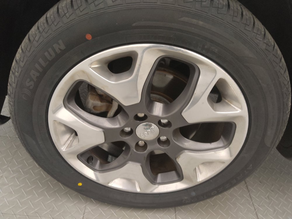 Used 2019 Jeep Compass Limited AWD/4WD image 31
