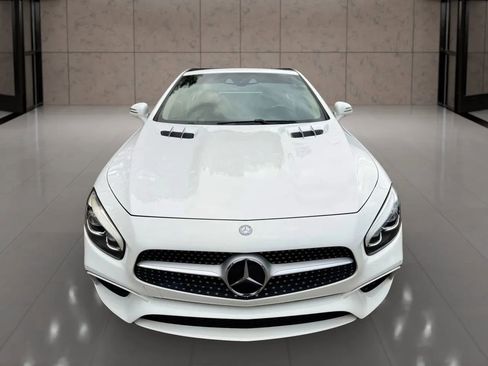 Used 2017 Mercedes-Benz SL 550 image 12