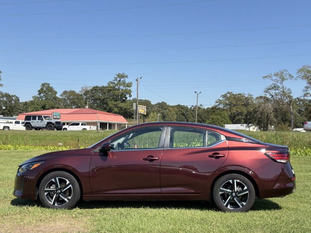 Used 2025 Nissan Sentra SV w/ All-Weather Package FWD image 11