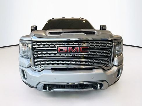 Used 2023 GMC Sierra 2500 Denali w/ Denali Ultimate Package AWD/4WD image 2
