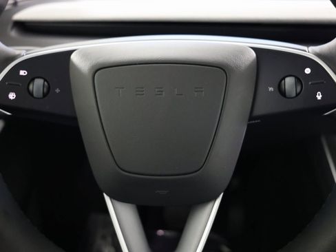 Used 2026 Tesla Model Y Long Range image 24