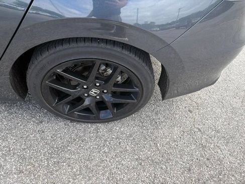 Used 2025 Honda Civic Sport image 4