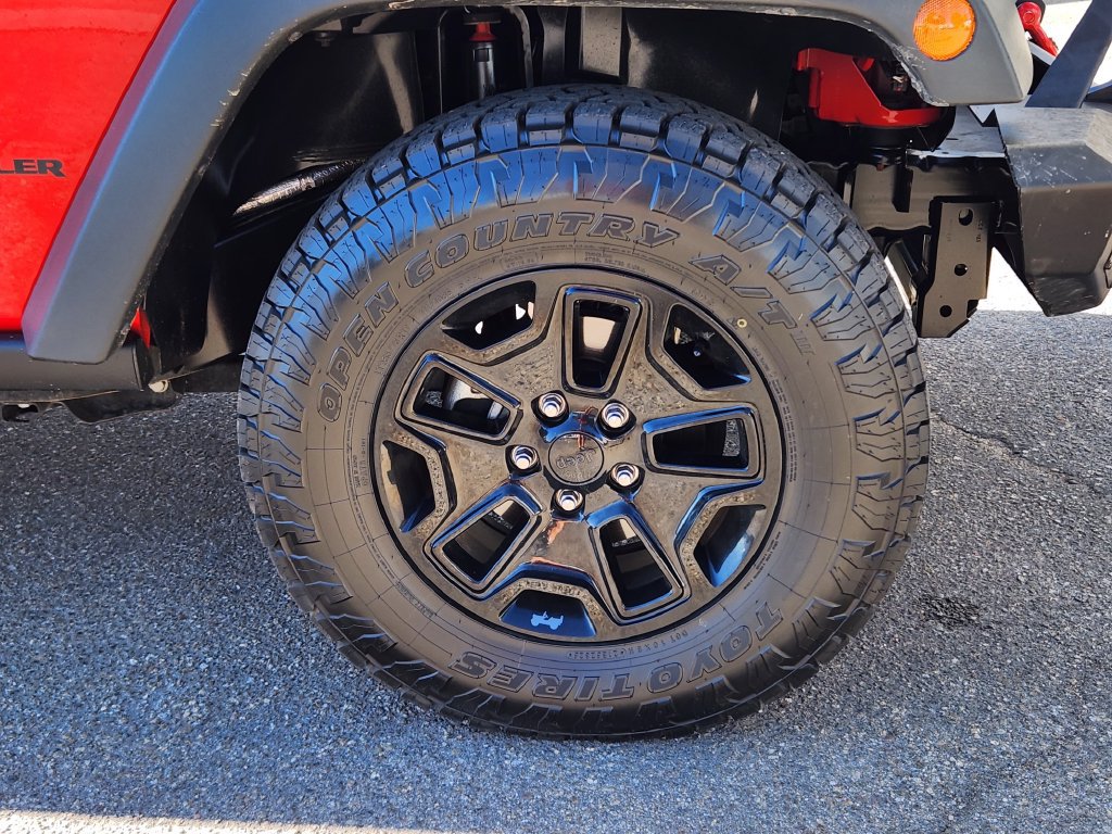 Used 2017 Jeep Wrangler Sport AWD/4WD image 13