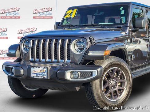 Used 2021 Jeep Gladiator Overland w/ Popular Equipment Package image 2