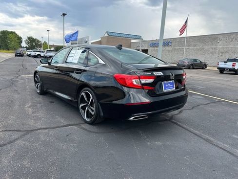 Used 2018 Honda Accord Sport image 5