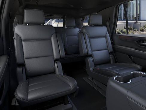 New 2026 GMC Yukon Denali w/ Advanced Technology Package AWD/4WD image 17