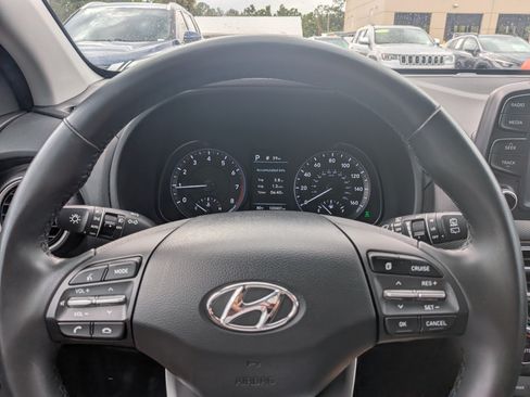 Used 2020 Hyundai Kona Limited AWD/4WD image 26