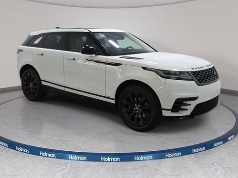 Used 2018 Land Rover Range Rover Velar R-Dynamic SE AWD/4WD image 4
