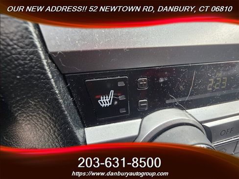 Used 2016 Subaru Legacy 2.5i Premium AWD/4WD image 12